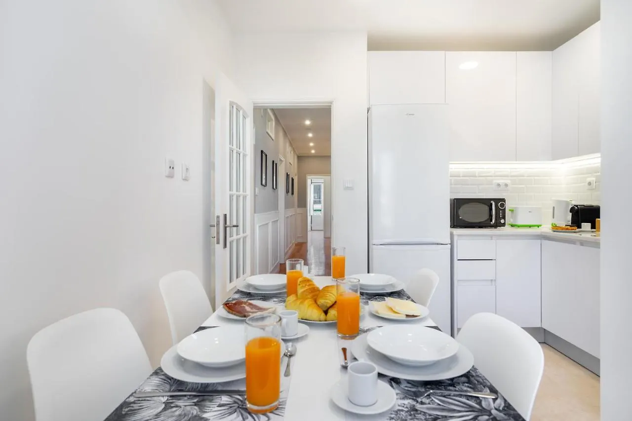 Appartamento Whome - Mouraria Modern Living Breathtaking Views & Ac Lisbona
